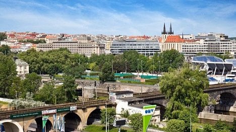 Náhledový obrázek - Praha chce vykoupit pozemky pod Negrelliho viaduktem. Zatím neví, co s nimi