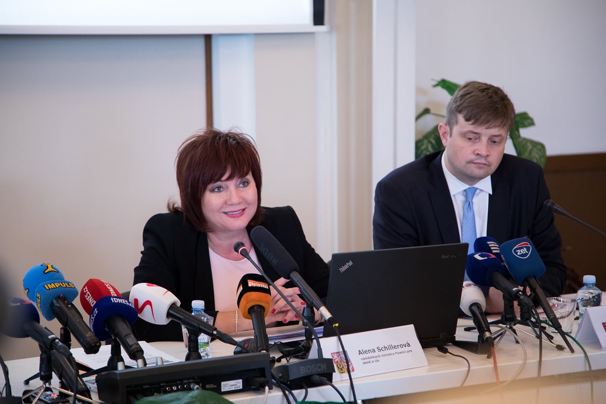 Tisková konference MF k EET (2. 11. 2016)