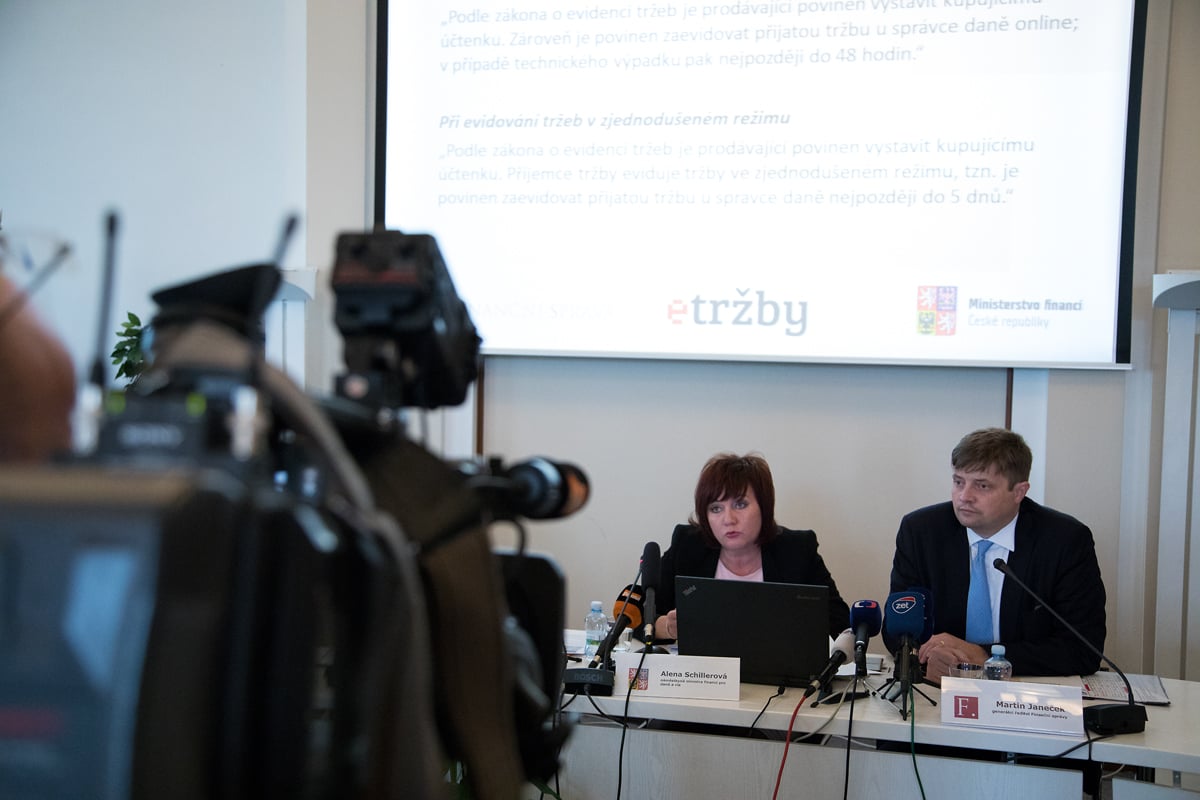 Tisková konference MF k EET (2. 11. 2016)