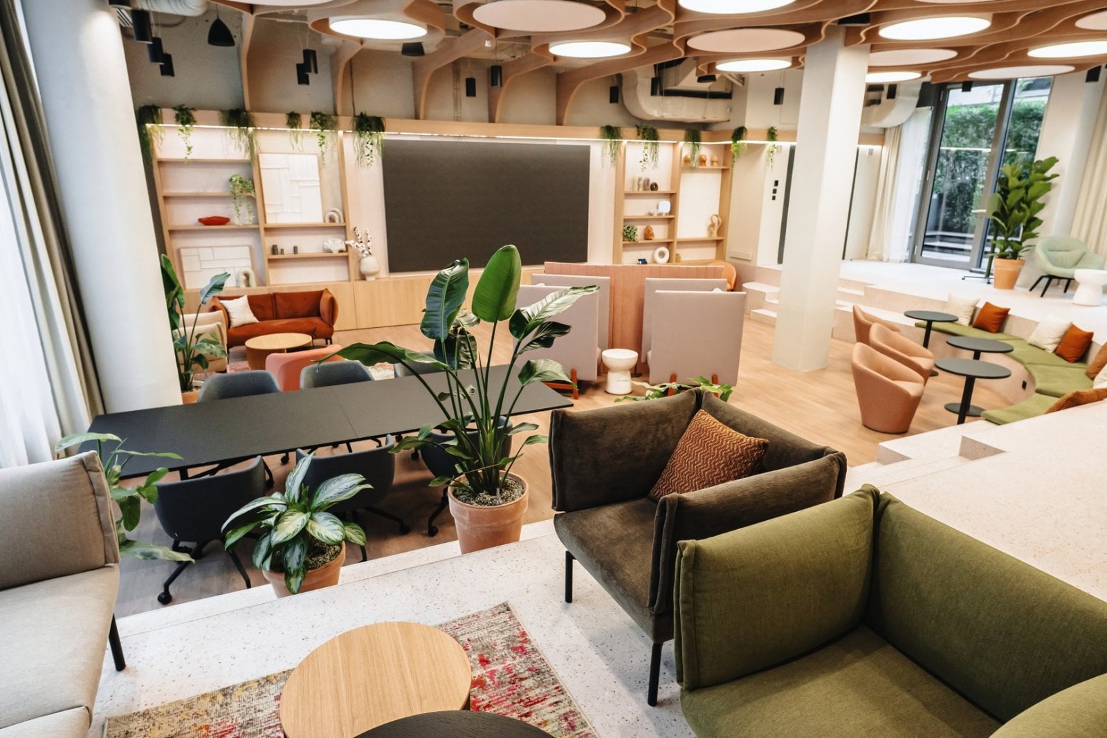 Vloni otevřel Scott.Weber také Idea Hub na pražském Smíchově.