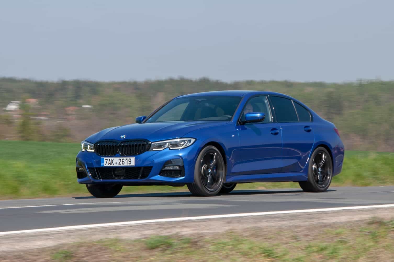 2019-05-BMW-330i-G20-60-2.jpg