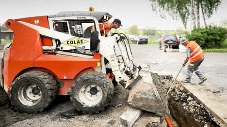 Náhledový obrázek - Kunratice, Poustka, Suchdol. Magistrát opraví ulice