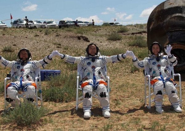 2011-10-od-startu-v-pouc5a1ti-gobi-po-pc599istc3a1nc3ad-v-mongol