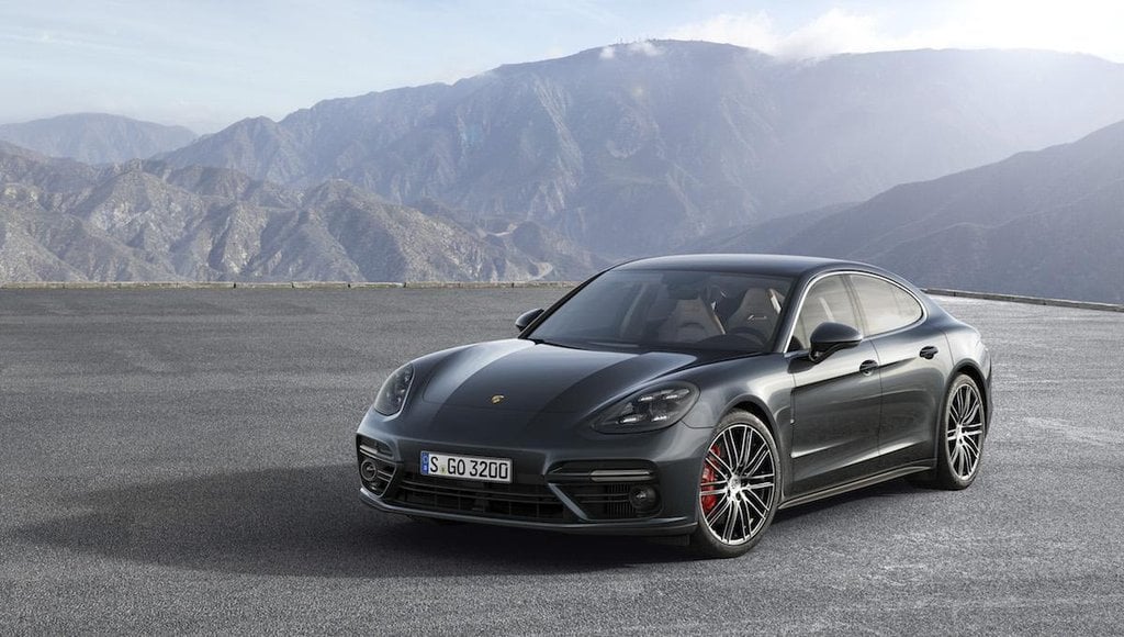 2010-09-porsche-panamera-2017-6.jpg