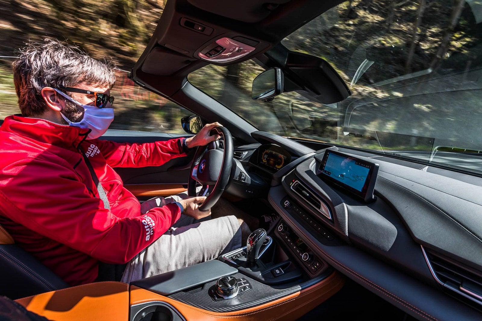 2020-06-bmw-i8-roadster-26.jpg