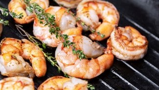 Náhledový obrázek - Krevety recept: lze je smažit, grilovat i jíst syrové. Jsou skvělým zdrojem kvalitních bílkovin a jódu