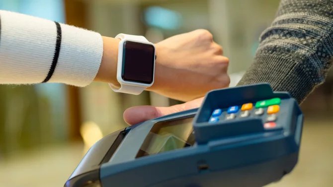 Platba hodinkami, Apple Pay, Google Pay