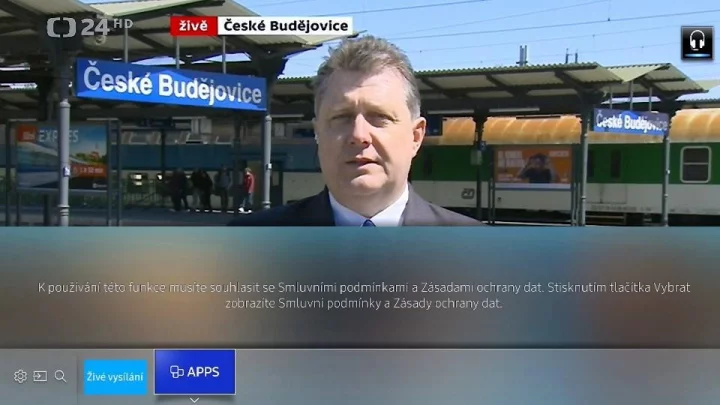 Hlášení na televizoru Samsung, pokud nejsou odsouhlasené podmínky pro Smart Hub.