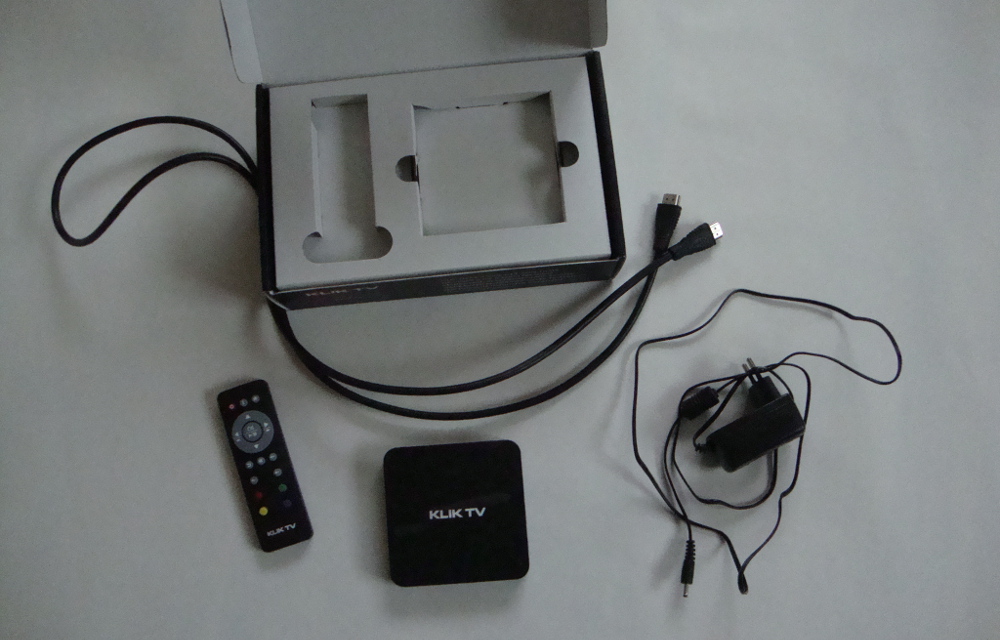 KlikTV - balení Klikboxu S1 a příslušenství
