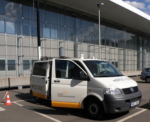 Autor: ?estm?r Pol?k pro DigiZone.cz Měřící vůz Českých Radiokomunikací disponující i možností zjistit kvalitu signálu DVB-T2