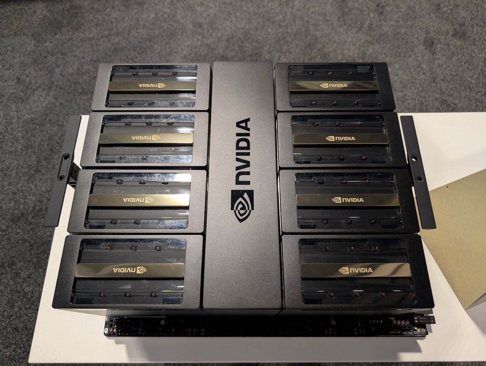 Nvidia HGX B200