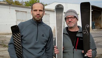 Lubor Hyška (vlevo) a Richard Mikyska, výrobci lyží značky Carbonski