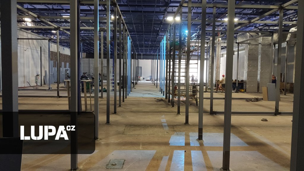 Významná česká hostingová firma rozšíří kapacitu serverů o dalších 180 kW. Pokud bude kvůli krizi co kupovat