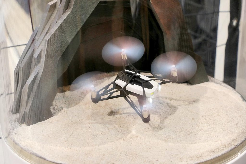 2012-05-na-veletrhu-ces-ustoupila-spo-tc599ebnc3ad-elektronika-d