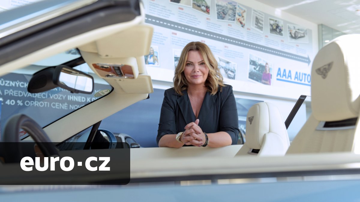 Každoročně rosteme, letos jsme prodali už přes 77 tisíc vozů. Elektromobilů se zatím zákazníci spíš bojí, říká šéfka „Áček“