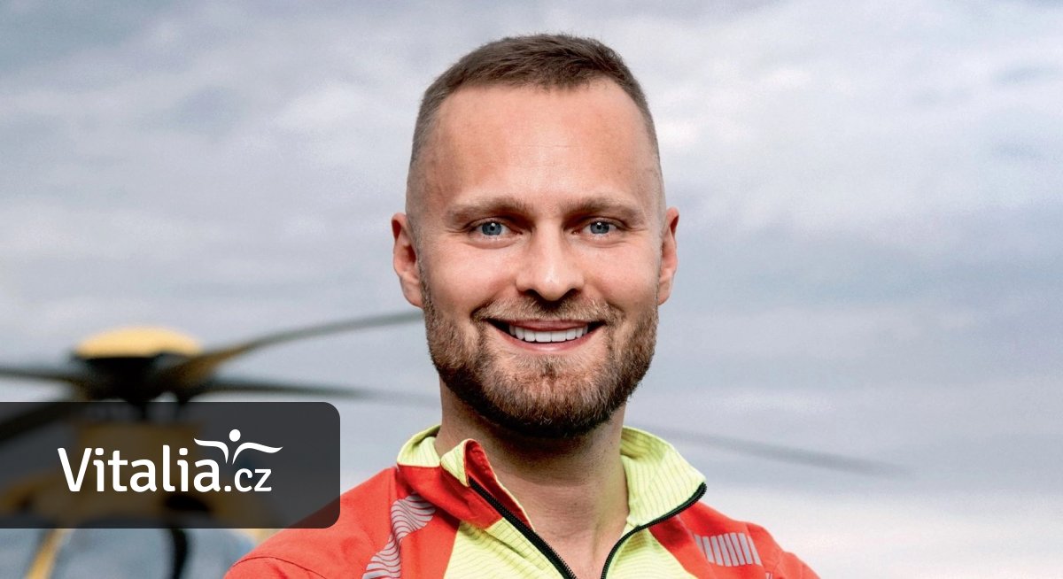 Někdy stačí zraněnému jen zaklonit hlavu, říká záchranář. Zapadlý jazyk je nesmysl