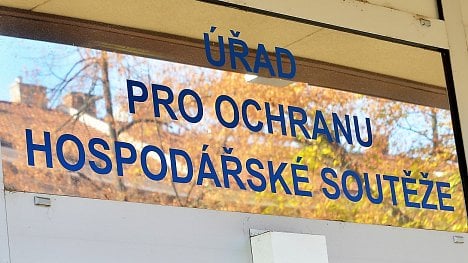 Náhledový obrázek - Kdo neuspěl v soutěži o šéfa ÚOHS? Ekonom Donath či expertka na veřejné zakázky Jungová