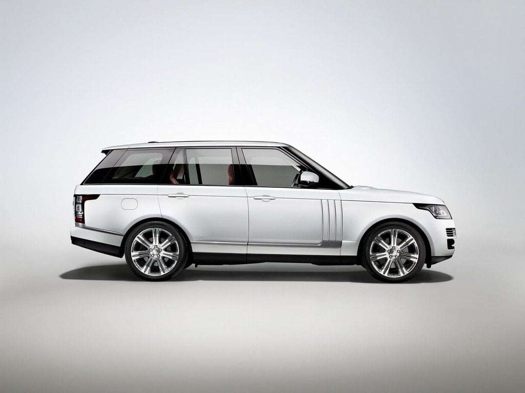 2017-10-range-rover-lwb-3.jpg
