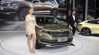 Náhledový obrázek - Škoda představuje v Šanghaji i Kodiaq a „čtyřokou“ Octavii Combi. Mají víc chromu a záhadné motory