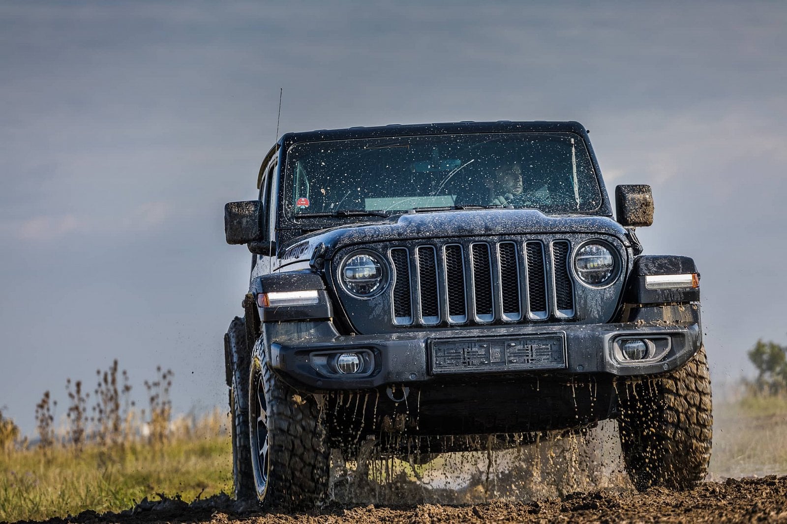 2020-10-jeep-wrangler-rubicon-10.jpg