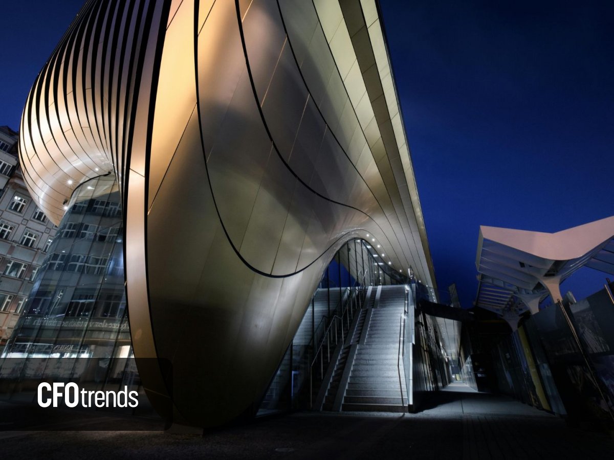 Realitní transakce v Česku lámou rekordy. Boom táhne domácí kapitál