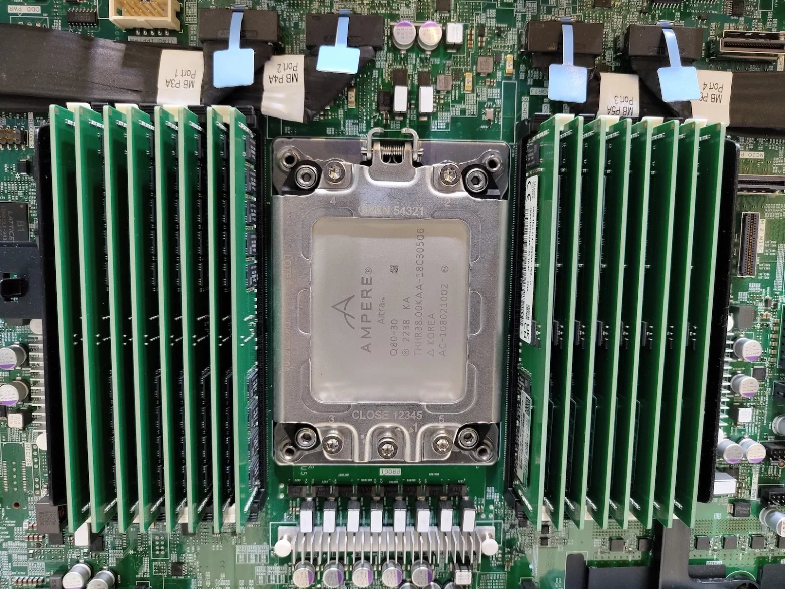 Servery Supermicro s ARM čipy Nvidia a Ampere