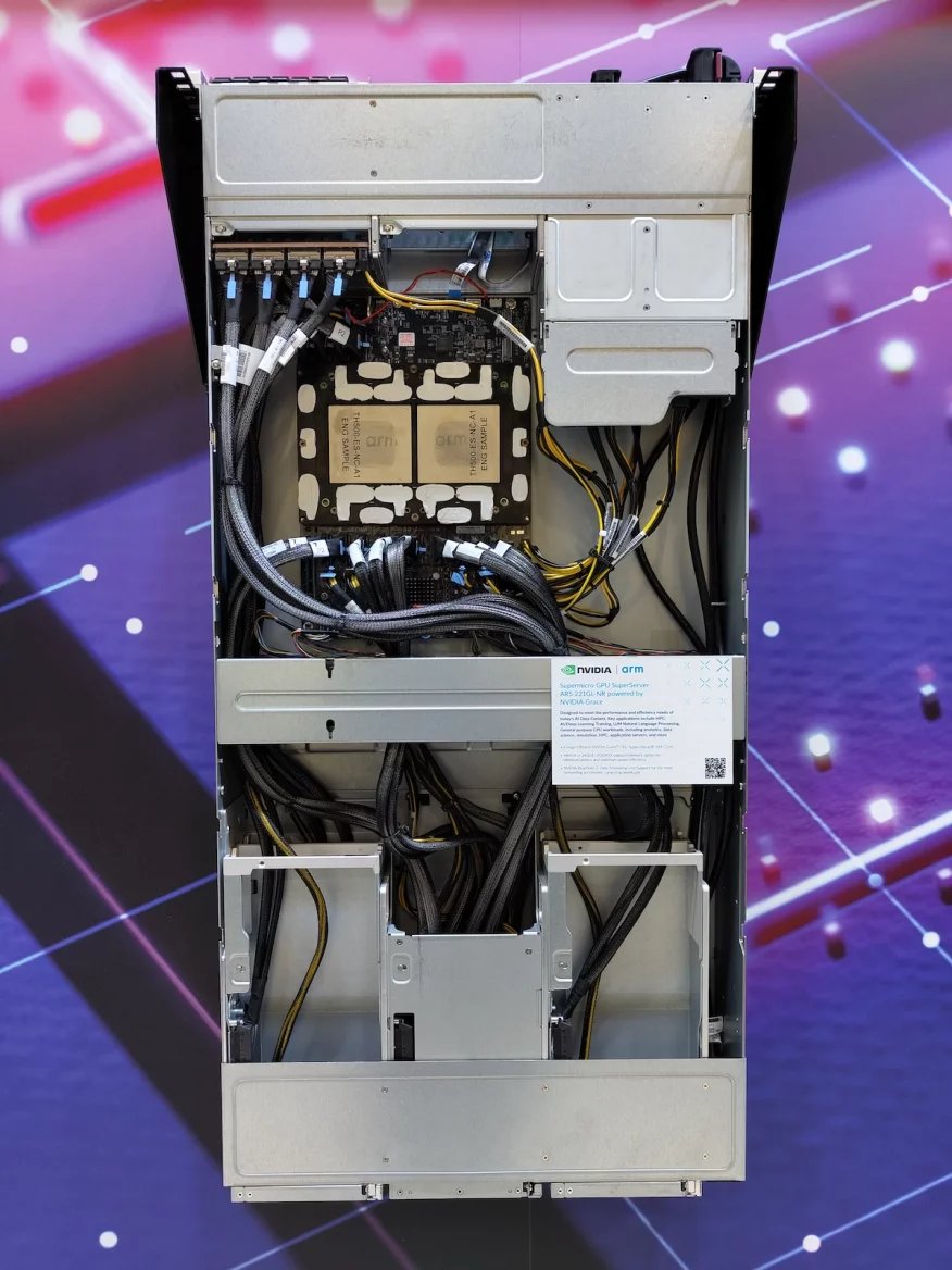 Servery Supermicro s ARM čipy Nvidia a Ampere