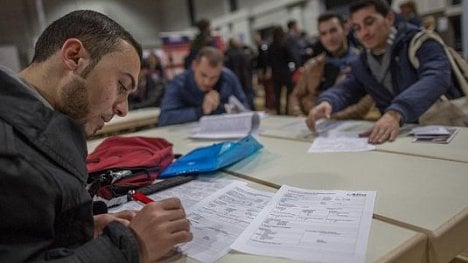 Náhledový obrázek - Příliv uprchlíků slábne. Do Německa jich loni přišlo třikrát méně než v roce 2015