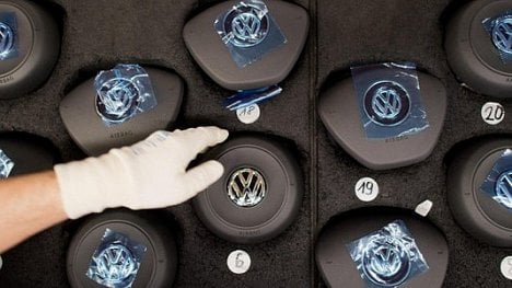 Náhledový obrázek - Volkswagen svolá v Číně kvůli airbagům bezmála pět milionů aut