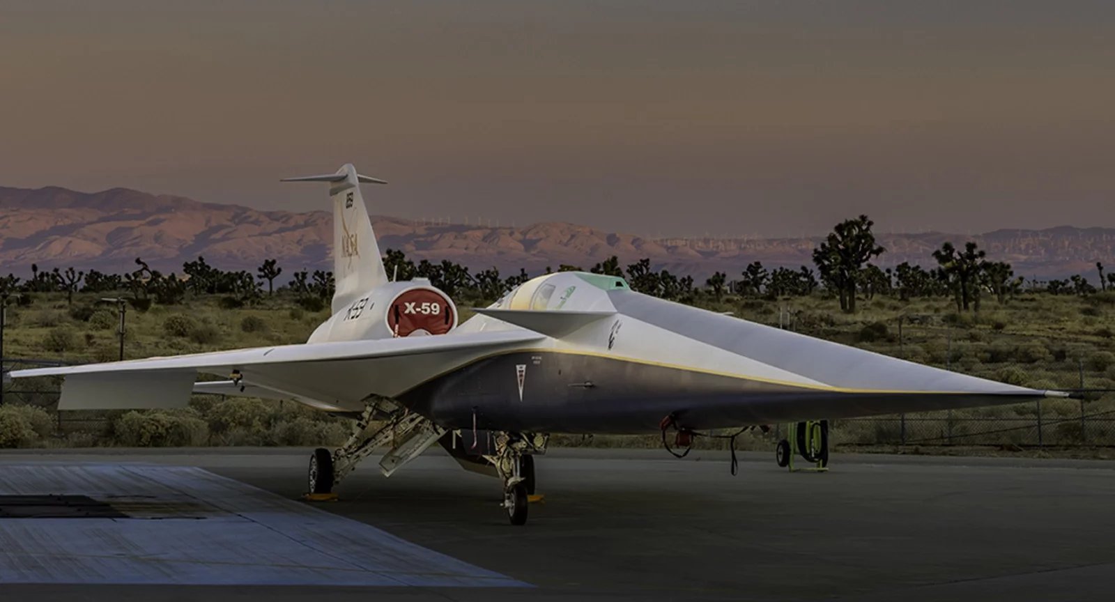 Letoun X-59 QueSST zaujme na první pohled protaženým čumákem. Právě ten má být naprosto klíčový k tomu, aby se stroj mohl pohybovat rychleji než zvuk, ale zároveň byl i o poznání tišší než legendární Concorde.