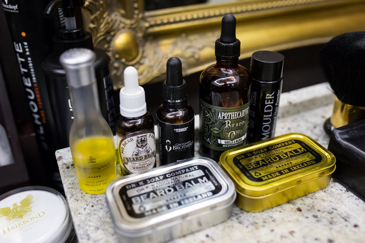 Exkluzivní služby i interiéry, to jsou salony Gentlemen Brothers