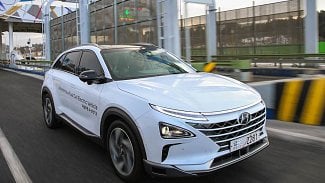 Náhledový obrázek - Hyundai první na světě s autonomními vozy na elektrický pohon