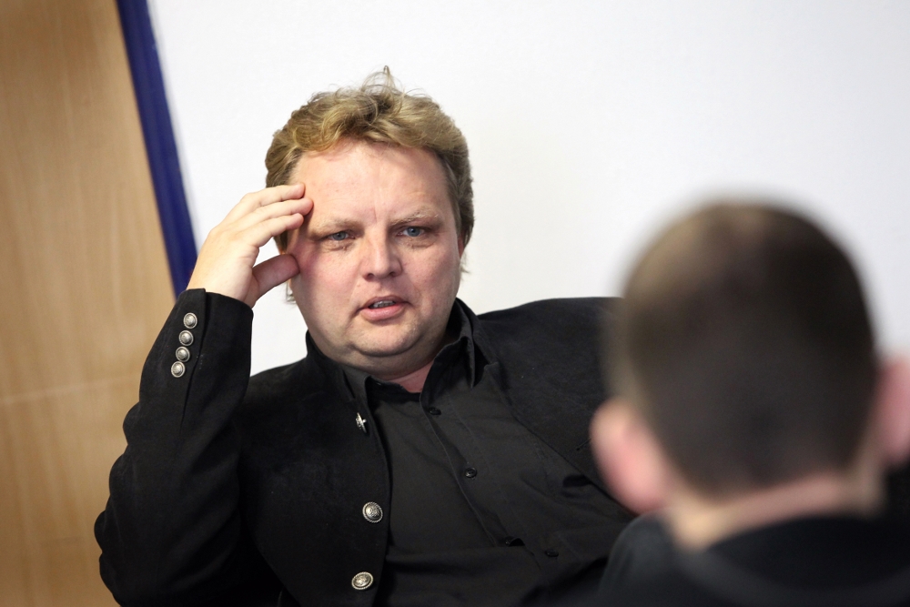 Vedení Východočeské televize V1