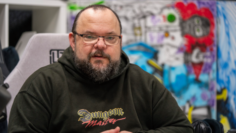 S Anastasovem mě pojí byznys, ne jeho zločiny. Ke kuplířství nedocházelo, říká obžalovaný společník z kauzy Sex.cz