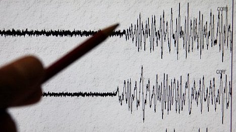Náhledový obrázek - Podmořské kabely mohou detekovat zemětřesení, zjistili vědci