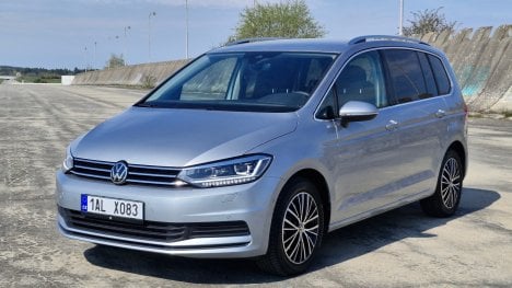 Test: Volkswagen Touran 2.0 TDI DSG drtí svou konkurenci i po 11 letech výroby. Jeho odchod do důchodu ale byl nevyhnutelný