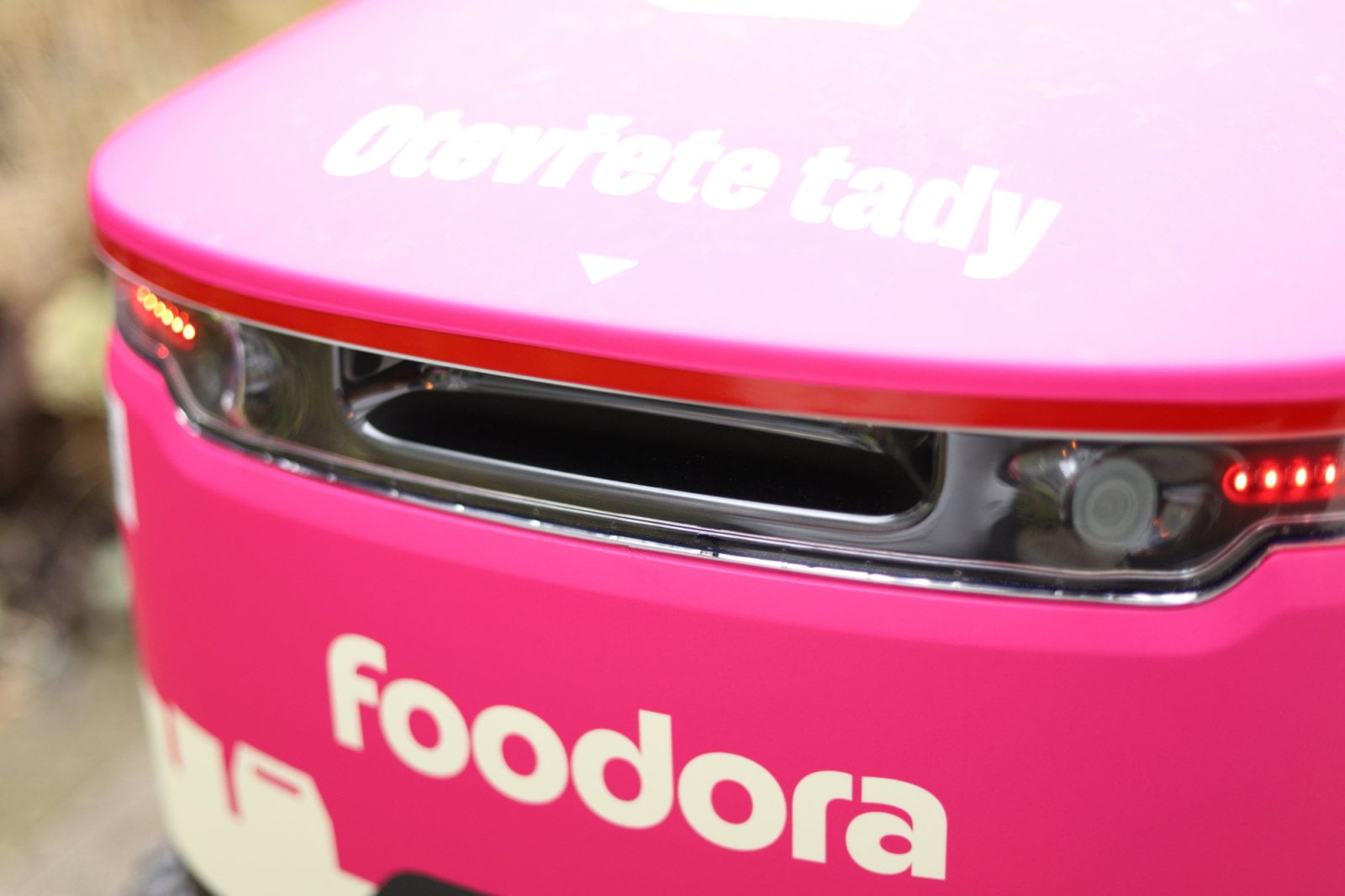 Robot - Foodora - Starship Technologies - autonomni rizeni