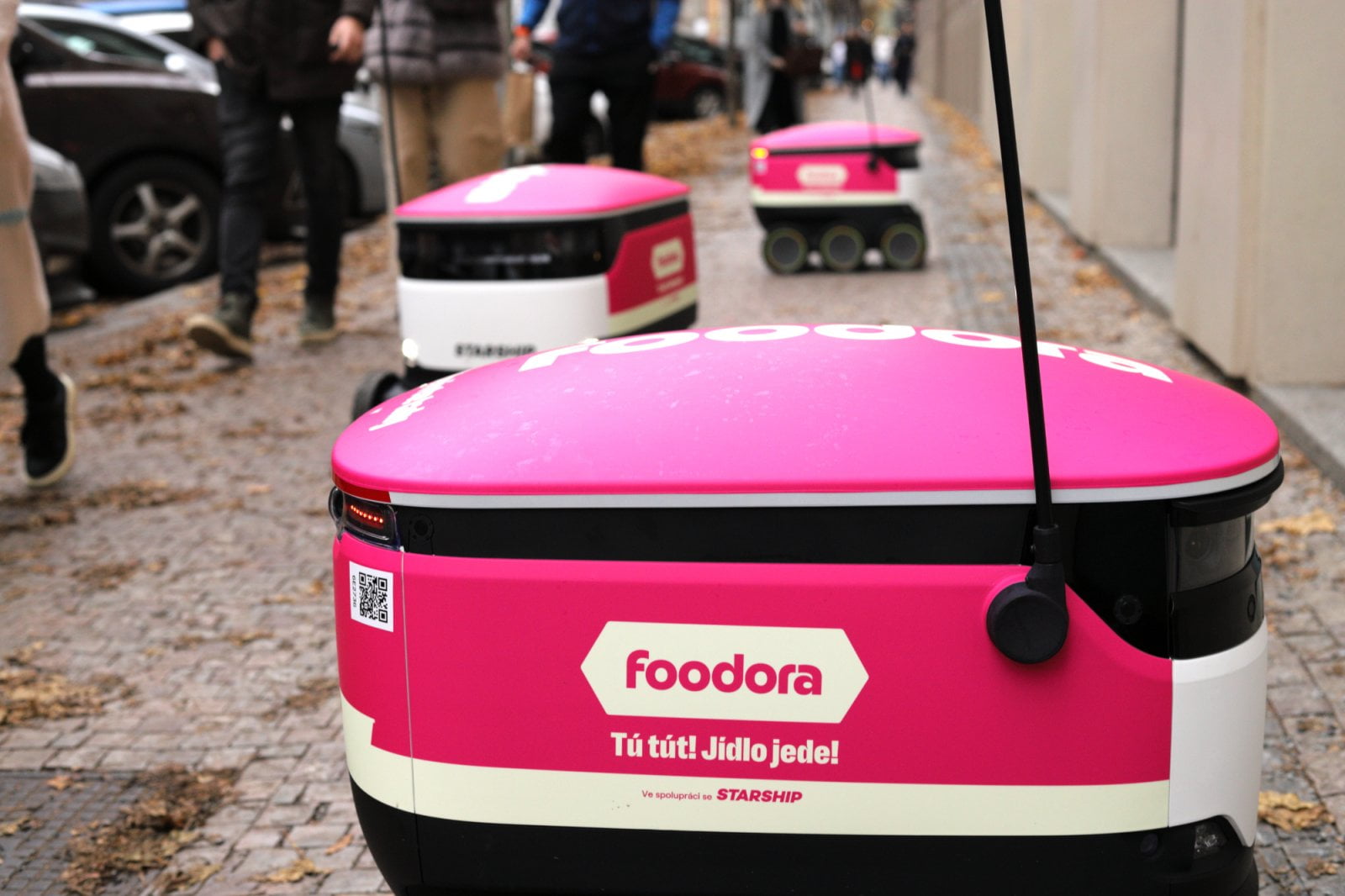 Robot - Foodora - Starship Technologies - autonomni rizeni