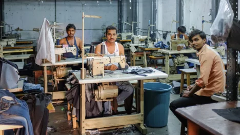 Náhledový obrázek - Indické továrny se chtějí stát alternativou těch čínských. Nejdříve ale musí porazit konkurenci z Vietnamu