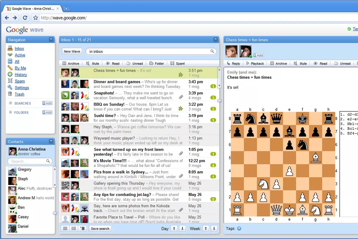 Wave byl velmi propagovaný nástroj pro spolupráci v týmech. Propojoval nejdůležitější vlastnosti e-mailu, sociálních sítí či wiki. Spuštěn byl v roce 2009 a vypnut v roce 2012.