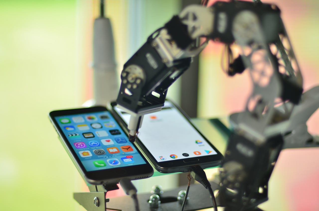 Robotická ruka (Robotic Arm) od brněnské společnosti Y Soft