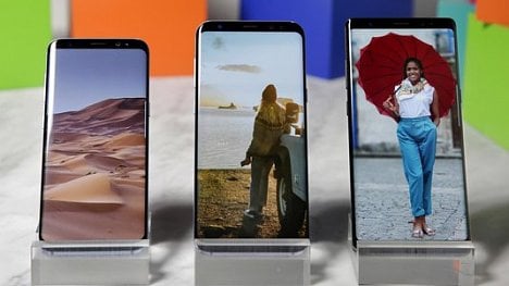 Náhledový obrázek - Samsung představil nástupce problematického telefonu