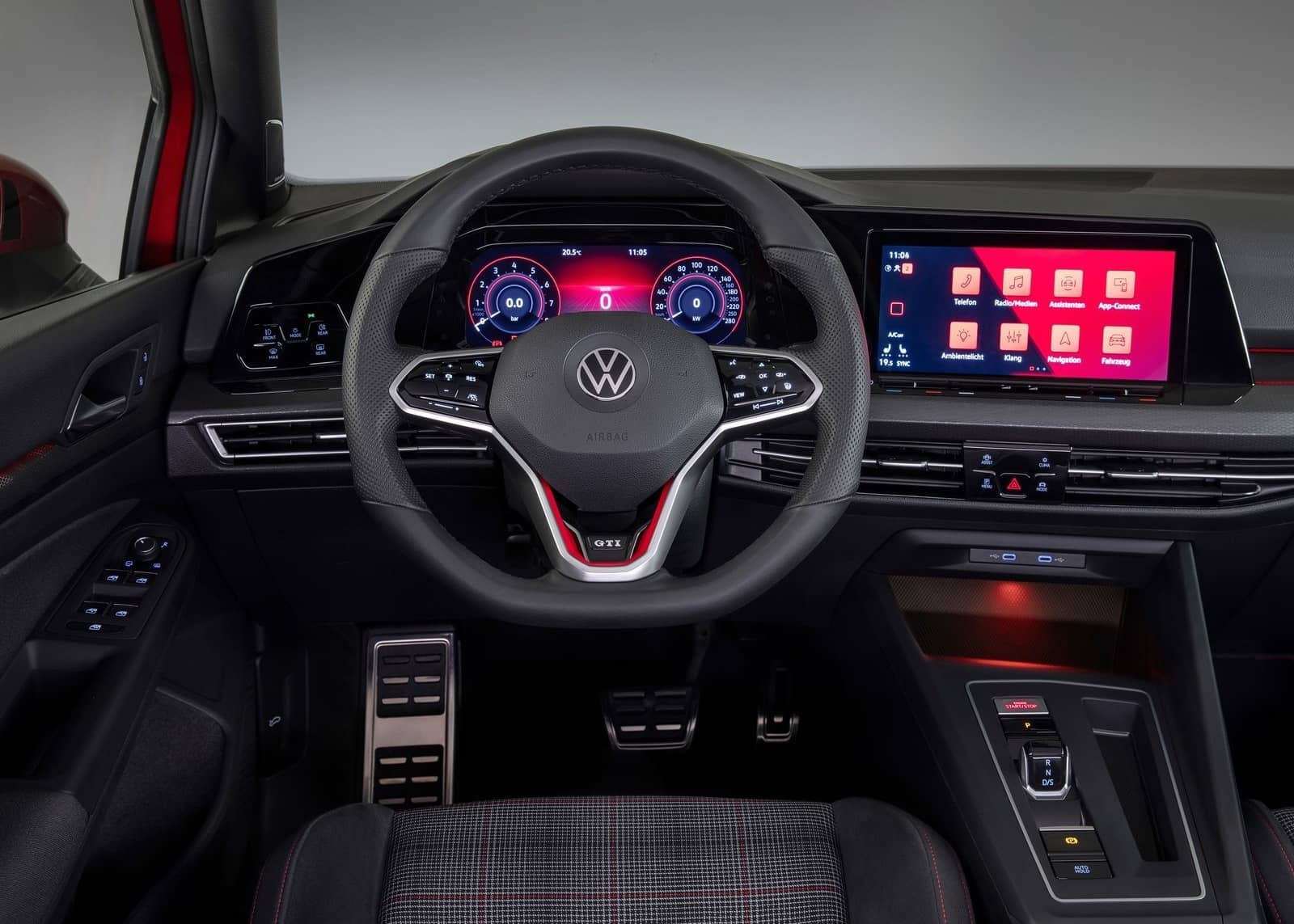 2020-02-Volkswagen-Golf-GTI-14.jpg