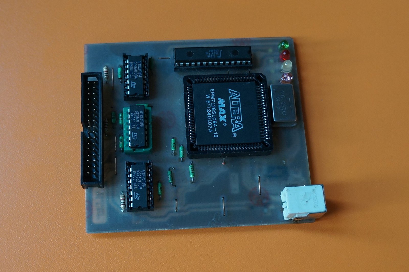 Detail floppy emulátoru HxC2001.