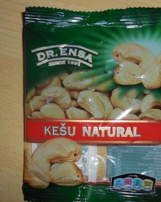 KEŠU NATURAL LOUPANÉ SUCHÉ SKOŘÁPKOVÉ PLODY. Kategorie: Nebezpečné potraviny. Nevyhovující parametr: změny způsobené MIBI činností. Uvnitř některých plodů se vyskytovala plíseň černé barvy. Potravina se nepovažuje za bezpečnou, pokud jeví známky kažení. Země výroby: Slovensko. Místo kontroly: NORMA, k.s. České Budějovice