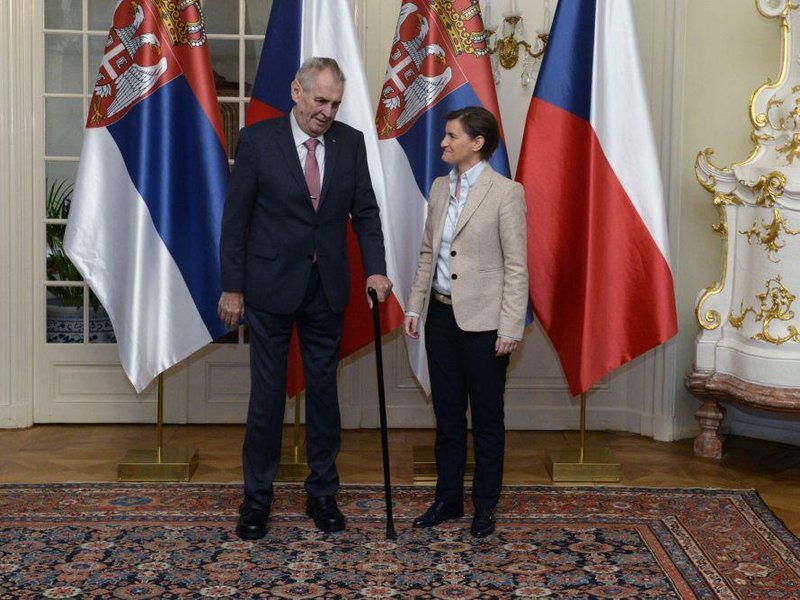 Prezident Miloš Zeman se v Lánech sešel se sbrskou premiérkou Anou Brnabičovou
