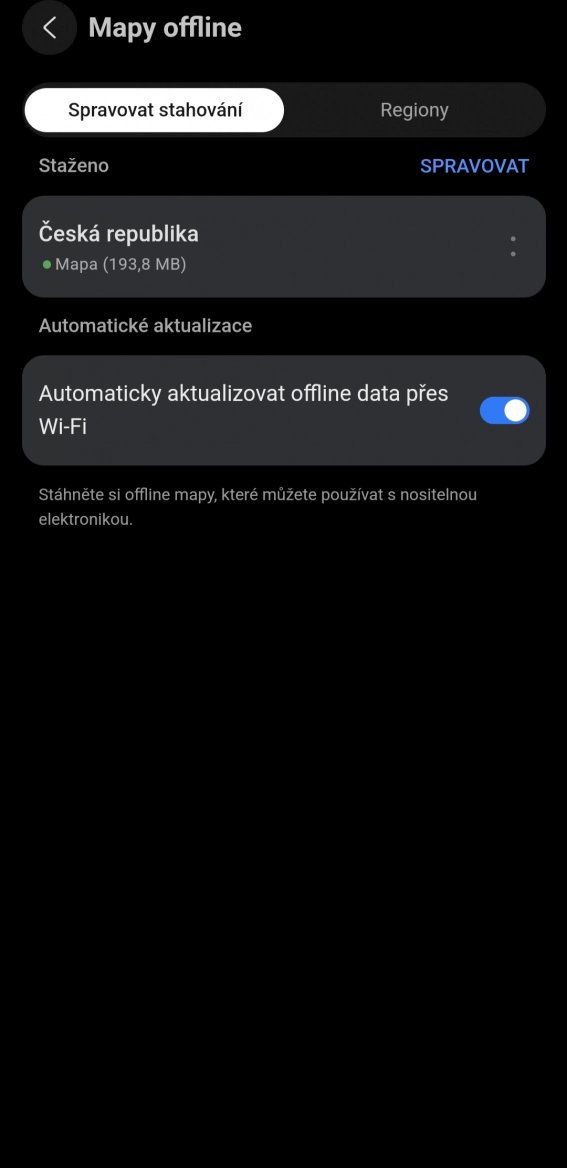 Do hodinek můžete stáhnout mapy pro offline použití