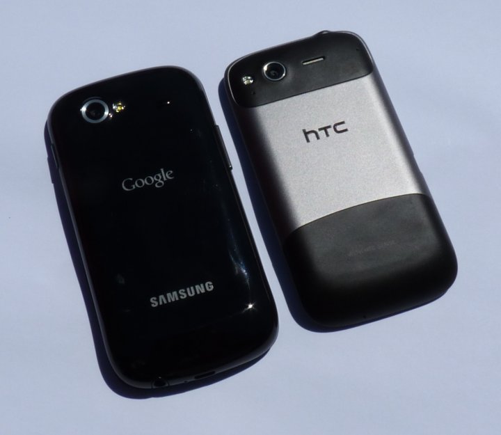 Nexus S vs. Desire S