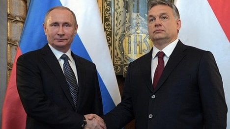 Náhledový obrázek - Další dodávky plynu i elektrárna: Putin s Orbánem si notovali