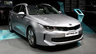 Náhledový obrázek - Kia Optima Sportswagon Plug-in Hybrid jezdí za 1,4 litru na 100 km